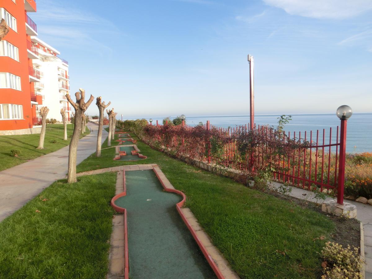 Sea View Crown Apartment On Complex With Pools And Beach, Szveti Vlasz Kültér fotó